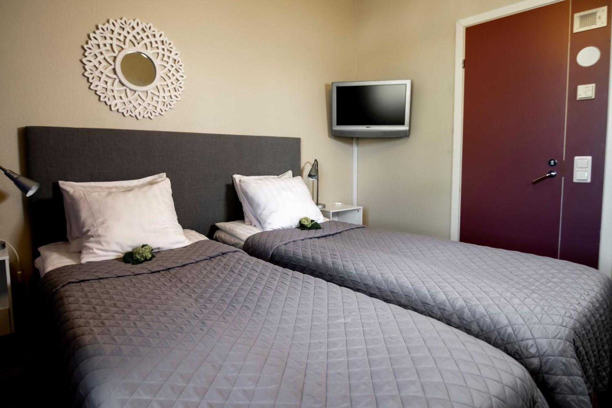 Ik Hotel & Camping Keuruu Room photo